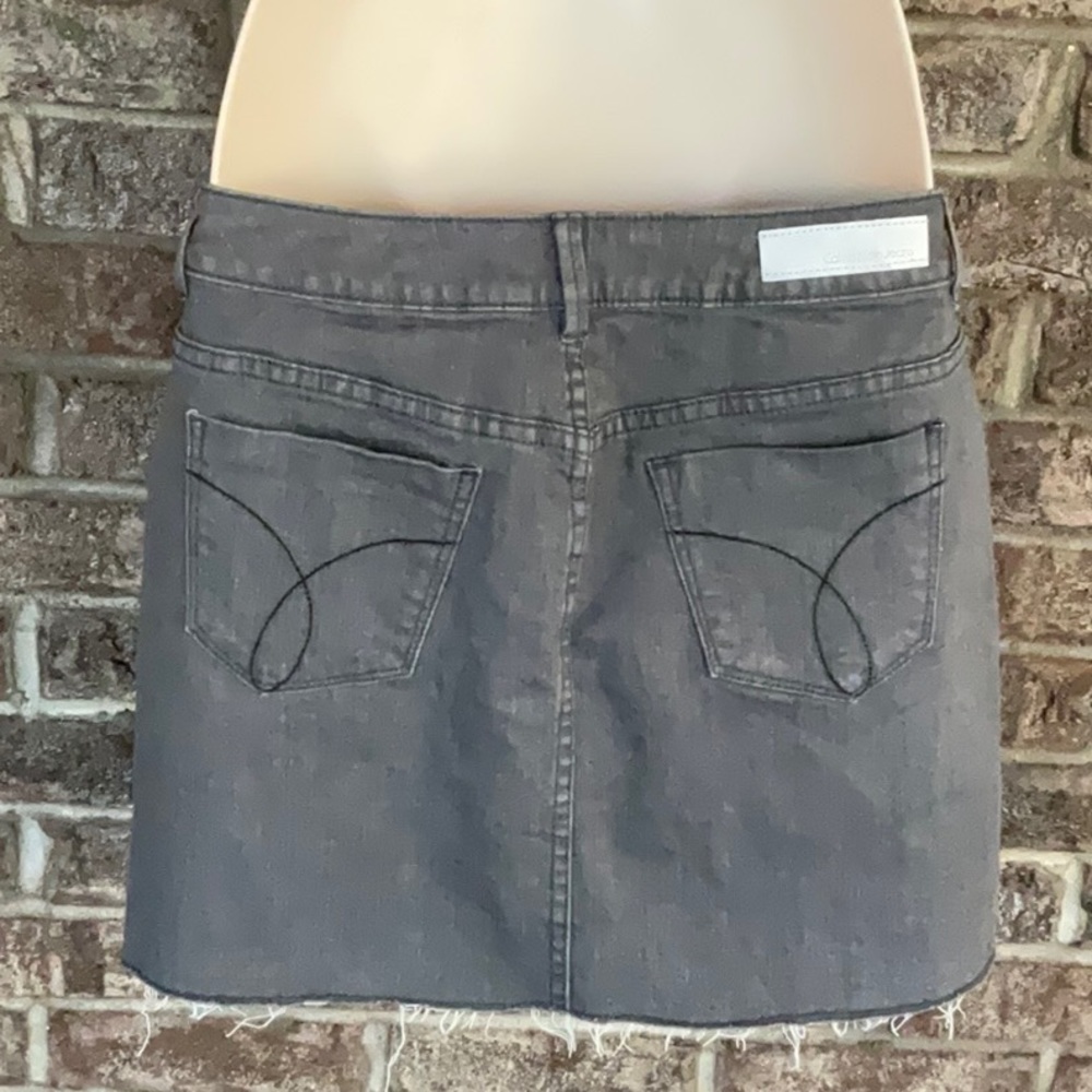 Calvin Klein jeans skirt - Picture 4 of 11
